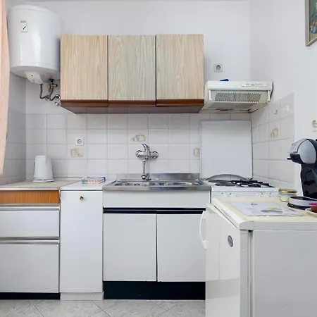 Ana Apartmán